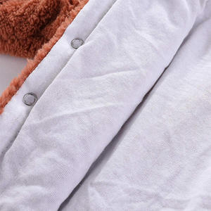 2023 nouveau Style À Capuchon Ours Oreilles Mignon zipper Manteau all-over grenouillères Garçons Et Filles Bébé Solide Couleur Corail <span class=keywords><strong>Polaire</strong></span> Bébé Manteau - Product Image 6