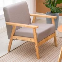 Le style japonais d'OEM conçoit le fauteuil tapissé de bois de tissu pour le salon avec la chaise de sofa de jambes en bois solide
