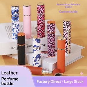 ขวดน้ำหอมทรงกระบอกหนังแกะ 10 มล. แบบพกพา สินค้าขายดีข้ามพรมแดน พร้อมหัวฉีดพ่นแบบปั๊ม พิมพ์ลายสกรีน ของขวัญระดับไฮเอนด์ - Product Image 2