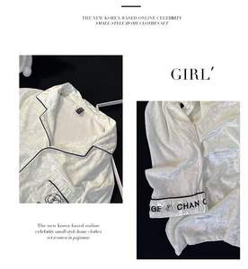 ชุดนอนผ้าซาตินแขนยาวสำหรับผู้หญิง ขายดี ชุดเซ็ตแฟชั่นสำหรับฤดูใบไม้ผลิและฤดูใบไม้ร่วง สไตล์น่ารักเหมาะกับหน้าหนาว - Product Image 6