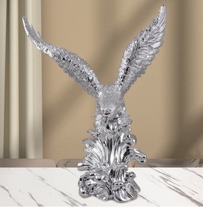 Thân Thiện Với Môi Đại Bàng Vàng Điêu Khắc Craftwork Nhựa Trang Trí Nội Thất Polyresin Nghệ Thuật Động Vật Khuôn Mẫu Tính Năng - Product Image 1