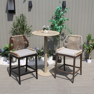 Meubles de patio de luxe Tabourets de <span class=keywords><strong>bar</strong></span> hauts décontractés pour <span class=keywords><strong>terrasse</strong></span> extérieure Meubles de jardin Chaises de <span class=keywords><strong>bar</strong></span> - Product Image 3