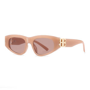Gafas de sol estilo ojo de gato europeo americano para mujer, montura negra, material de PC, protección UV400, tipo 3. - Product Image 5