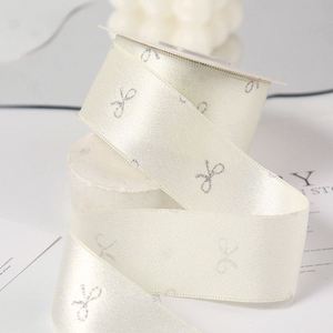 Ruban en satin de haute qualité luxueux avec motif de nœud pailleté de 4 cm pour la décoration du col des robes, 10 yards/rouleau - Product Image 2