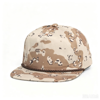 5-delige op maat gemaakte pet met lederen vilt, geborduurde logo's en koord, op maat gemaakte camouflage en lederen gesp