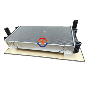 521 del radiatore del serbatoio dell'acqua-5201 5215201 per escavatore 330GC - Product Image 1