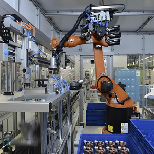Robot industriel KR 40 PA 4 axes, charge utile 40 kg, portée maximale 2091 mm, pour tri et emballage logistique, classe IP65 - Product Image 6