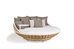 Hot New Outdoor Garden Hanging Nest Wing Bed Diseño redondo de ratán para hoteles Patios Villas Parques - Product Image 2