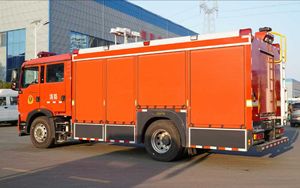 Véhicules de commandement diesel 4x2 d'<span class=keywords><strong>occasion</strong></span> Camions de pompiers de sauvetage avec équipement de lutte contre l'incendie État neuf - Product Image 6