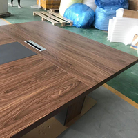 Table de conférence moderne et élégante, grande table de réunion pour 12 personnes, bureau de réunion