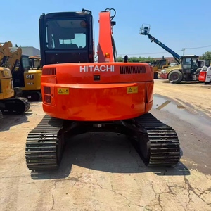 Potente excavadora Hitachi ZX75 de 7 toneladas con giro de cola cero para excavación y paisajismo - Product Image 4