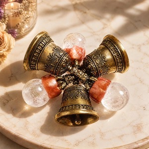 Cloche de sorcière en cristal faite à la main avec gravure en relief, décoration Feng Shui pour la maison, impression UV - Product Image 1