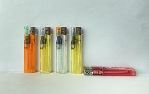 Briquet électro rechargeable résistant aux enfants en gros d'usine pour <span class=keywords><strong>cigarette</strong></span> pour camping en plastique - Product Image 3