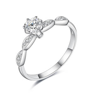 Anillo de Compromiso y Boda Clásico en Forma de Flor, Hecho a Mano, en Oro Blanco Sólido de 14K con Baño de Rodio y Diamantes Naturales, Joyería Fina - Product Image 1