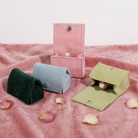 Pochette à rabat en velours mini de haute qualité avec fermeture à bouton, sac de rangement carré coloré pour bijoux de voyage, boîte de rangement portable pour cadeau