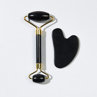 Ensemble de soins et outils de massage en quartz rose et pierre verte : rouleau facial en jade et Gua Sha (vente en gros)