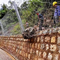 Système de clôture de protection contre les chutes de pierres en filet de câbles en acier galvanisé, avec poteau en I, filet de sécurité flexible pour pente SNS