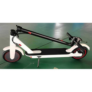 Scooter elettrico bianco 1050x425x1050mm per pendolarismo ecologico 600W potenza 25 km/h velocità massima 8.5 pollici rimovibile che raggiunge i 60km - Product Image 1