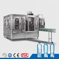 Chaîne de production complète de machines de remplissage et d'embouteillage d'eau minérale pure en bouteilles PET à prix d'usine