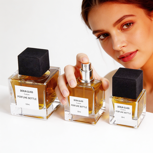 Großhandel 50ml Leere Quadratische Glas-Parfümflasche Verpackung und Kölnischwasserflaschen mit Sprüher Holzkappe Luxus - Product Image 6
