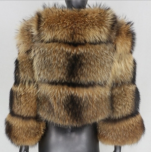 Giacca Corta in <span class=keywords><strong>Pelliccia</strong></span> di Procione Calda e di Alta Qualità, Stile Casual Vintage, Ideale per l'Inverno, Vendita all'Ingrosso - Product Image 4