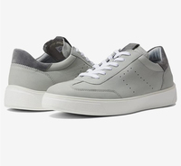 Prix de gros Nouvelle mode Ventes chaudes Chaussures de skate légères en cuir à lacets pour femmes