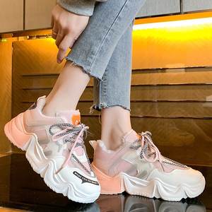 Nouveau design de baskets Oem en fourrure de haute qualité pour femmes, haut de gamme, baskets à la mode Offre Spéciale de sport décontractées, baskets <span class=keywords><strong>Daddy</strong></span> - Product Image 3