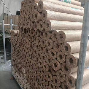 Rollos de malla de alambre soldado de primera calidad Red de cercado de acero recubierto de PVC galvanizado para cercas de pollo y aplicaciones de construcción de servicio pesado - Product Image 6