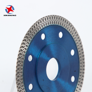 Lame de scie diamantée XINSHENG à bord en maille et moyeu surélevé, haute dureté, 115*10*1.2*22.2mm, pour la découpe de dalles - Product Image 3