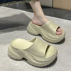 Chaussons doux, antidérapants, élégants, pratiques, à semelle épaisse, confortables et durables, pour l'intérieur et l'extérieur. Chaussons en fourrure. - Product Image 5