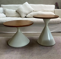 Ensemble Moderne de Tables Basses et d'Appoint Rondes en Bois Massif et Fer Forgé, Canapé Durable pour Salon