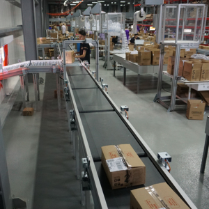 Convoyeur à bande modulaire Truelisort, bon prix, nouveau, en acier inoxydable, PVC, caoutchouc PU, réglable pour la logistique de fabrication, entrepôt - Product Image 2