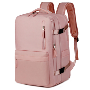 Sac pour ordinateur portable minimaliste avec logo personnalisé, fonctionnalités sportives et professionnelles, fermeture éclair élégante et étanche avec port USB - Product Image 1