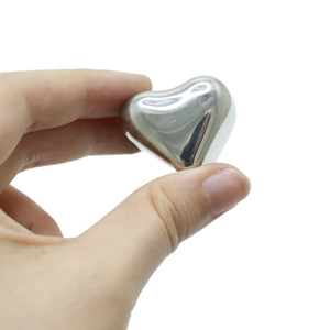 Personalizzabile 304 acciaio inox a forma di cuore di raffreddamento <span class=keywords><strong>cubetti</strong></span> di ghiaccio Bar accessori per bevande in cucina di casa - Product Image 5