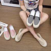 Chaussures plates d'été pour femmes, vente en gros OEM ODM, dessus en textile tissé, semelle épaisse légère, mocassins décontractés pour tous les jours