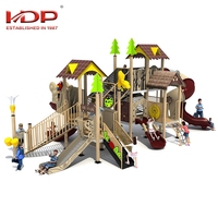 HUADONG-Parque infantil comercial de plástico de madera simulado para niños, patio de recreo al aire libre, artículos de parque infantil comercial, para uso en exteriores