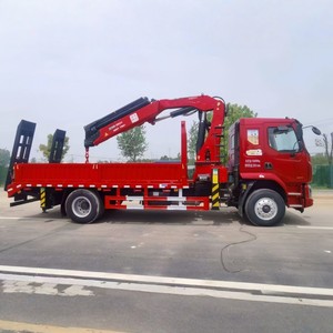 Camion grue Dongfeng 4x2 certifié CE, camion de transport de 10 tonnes avec grue à flèche articulée pliable - Product Image 4
