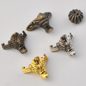 Pieds décoratifs en alliage de style antique pour boîtes en bois, protection de base de style chinois moderne pour boîtes cadeaux et artisanat - Product Image 1