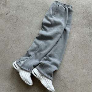 Pantalons décontractés de haute qualité en coton pur 100% sur mesure, couleur unie, pantalons de survêtement à jambes larges pour hommes - Product Image 2