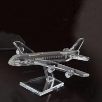 Vente en gros de cadeaux personnalisés Souvenir modèle d'avion en cristal 3d cadeaux d'affaires modèle d'avion en verre trophée