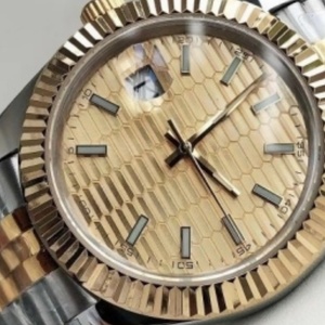 Nuevo reloj mecánico automático de lujo y alta calidad - versátil reloj clásico para hombre con movimiento mecánico - Product Image 2