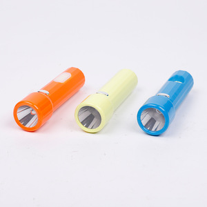 Lampe de poche LED haute puissance, rechargeable par USB, portable, ultra-lumineuse, compacte, éclairage domestique à longue portée. - Product Image 3