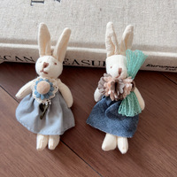 Aksesori serbaguna buatan tangan DIY yang manis dan segar, bros perhiasan kartun boneka kain kelinci bunga kecil berenda gaya Jepang
