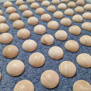 Tapis de massage des pieds carré en bois massif, Tapis de massage des points d'acupuncture, Planche de pression des doigts ultra-lente pour massage des méridiens des pieds en intérieur - Product Image 3