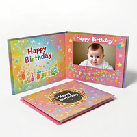 Cadeau promotionnel Écran LCD de 7 pouces Carte d'emballage en papier personnalisée Lecteur de calendrier vidéo pliable Brochure vidéo publicitaire