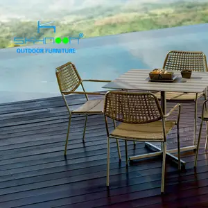 Offre Spéciale café chaises de jardin simple empilable jambe table carrée mobilier d'extérieur jardin salle à manger ensembles (01017)