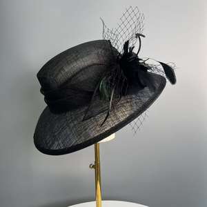 Nouveau chapeau en sinamay à large bord avec plume, chapeau de fête du thé pour femmes, chapeau de <span class=keywords><strong>derby</strong></span> du Kentucky, chapeau d'église, style de caractère en plein air - Product Image 2