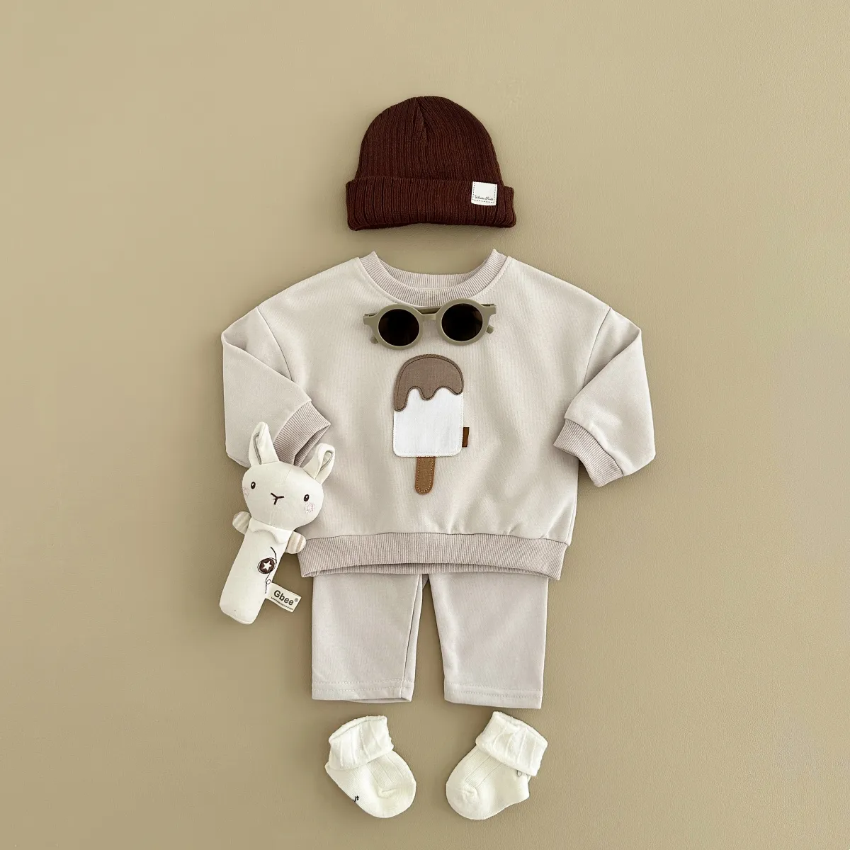 赤ちゃんの秋の服セットアイスクリームパッチ服スウェットシャツスウェットパンツ幼児の女の赤ちゃんカジュアルユニセックス衣装セット