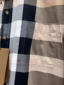 Camisa Clásica de Algodón Burberry para Hombre 2026, Forro con Diseño a Cuadros Icónico y Diseño Herencia, Confección Británica para una Elegancia Moderna - Product Image 3