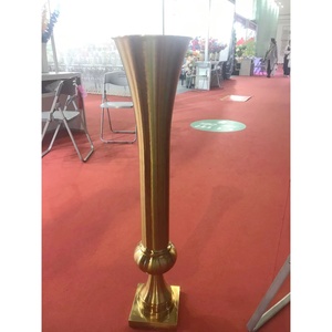 HJ230024 Luckygoods - <span class=keywords><strong>Florero</strong></span> Moderno Dorado y Negro, <span class=keywords><strong>Florero</strong></span> <span class=keywords><strong>de</strong></span> Metal Dorado <span class=keywords><strong>de</strong></span> Lujo para Mesa, Decoración para el Hogar y Bodas - Product Image 6